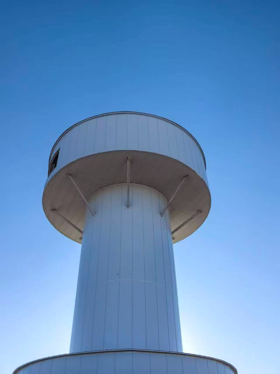 北露天煤矿排土场防火巡视观察楼项目